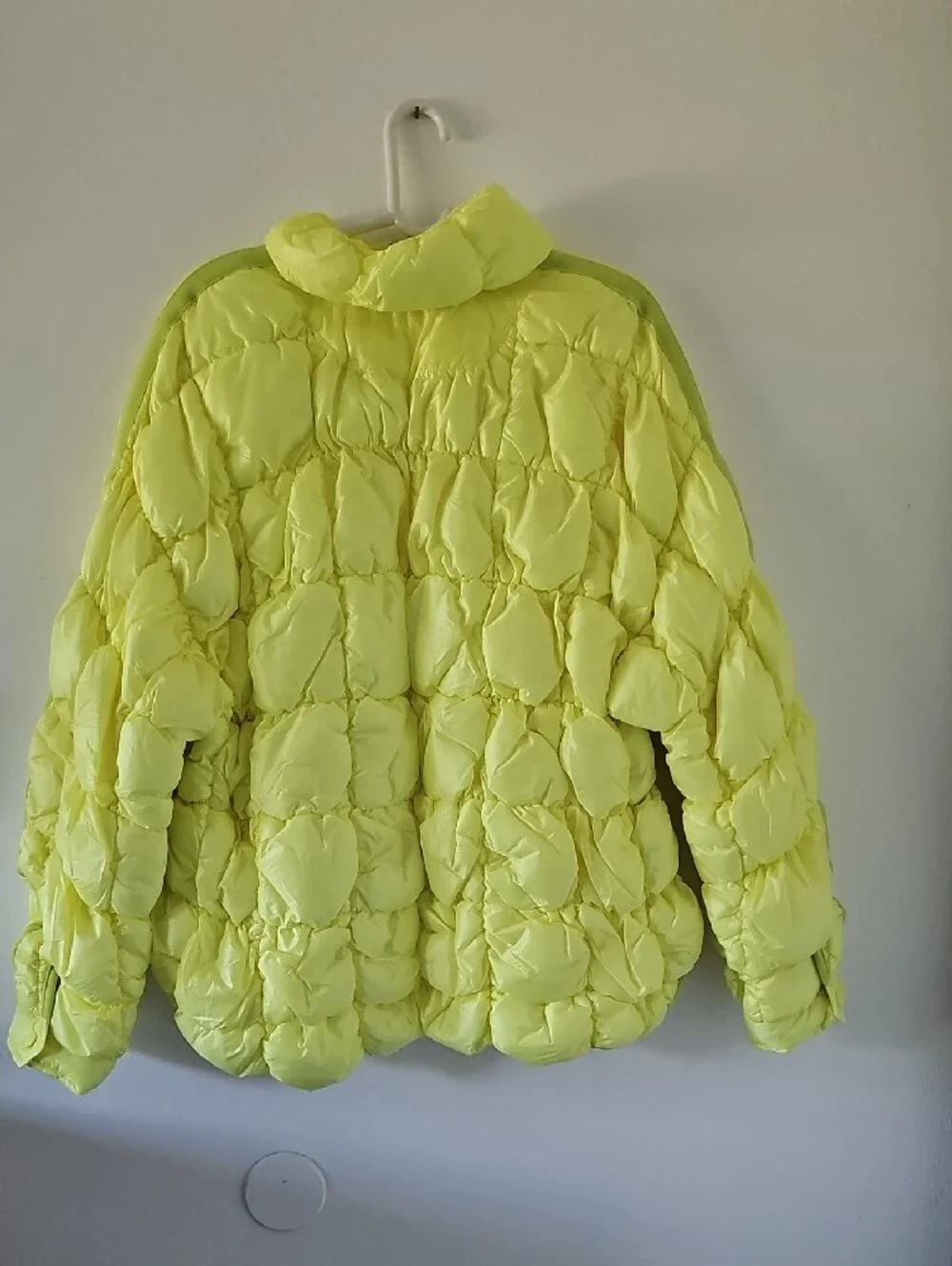 ●●FREE PEOPLE NEON HIGHLIGHTER YELLOW SHINY PUFFER JACKET NWOT S.L●●
